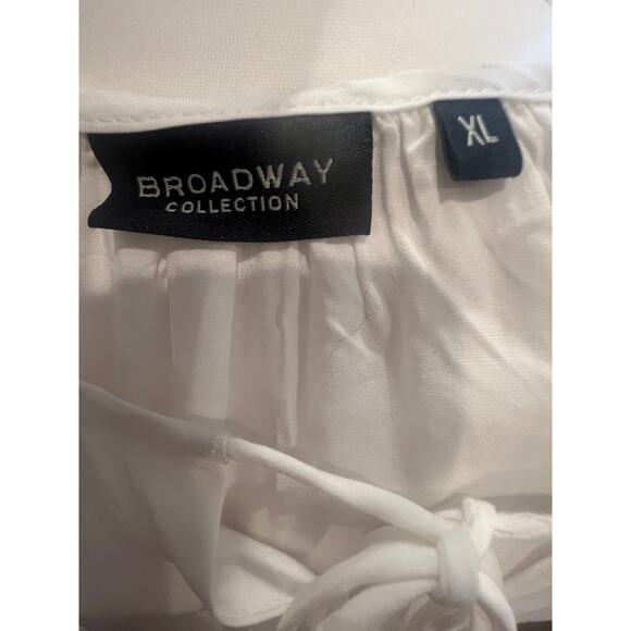 BROADWAY COLLECTION SHORT SLEEVE V NECK WITH TIE WOMENS TOP SIZE XL - Picture 3 of 9